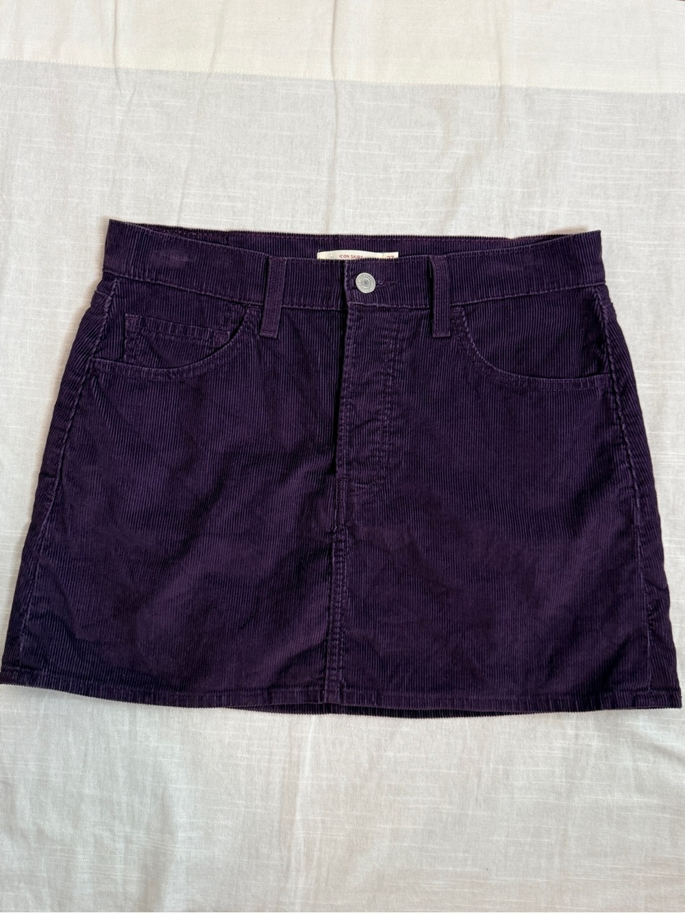 Levi's Icon Corduroy Mini Skirt Plum Purple W27 EUC Button Fly